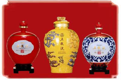 抚顺烟酒回收五粮液各种摆件.jpg
